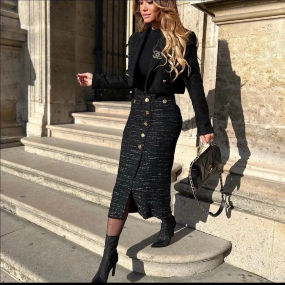 Zara Black Midi Skirt with Gold Buttons